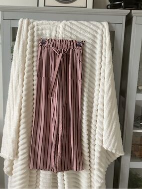 Pleated Wide-Leg Striped Pants in Mauve Pink